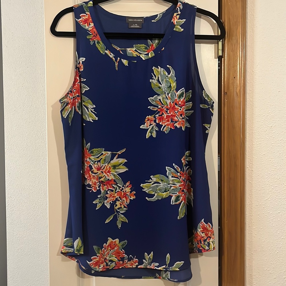 Large Van Heusen Tank Top